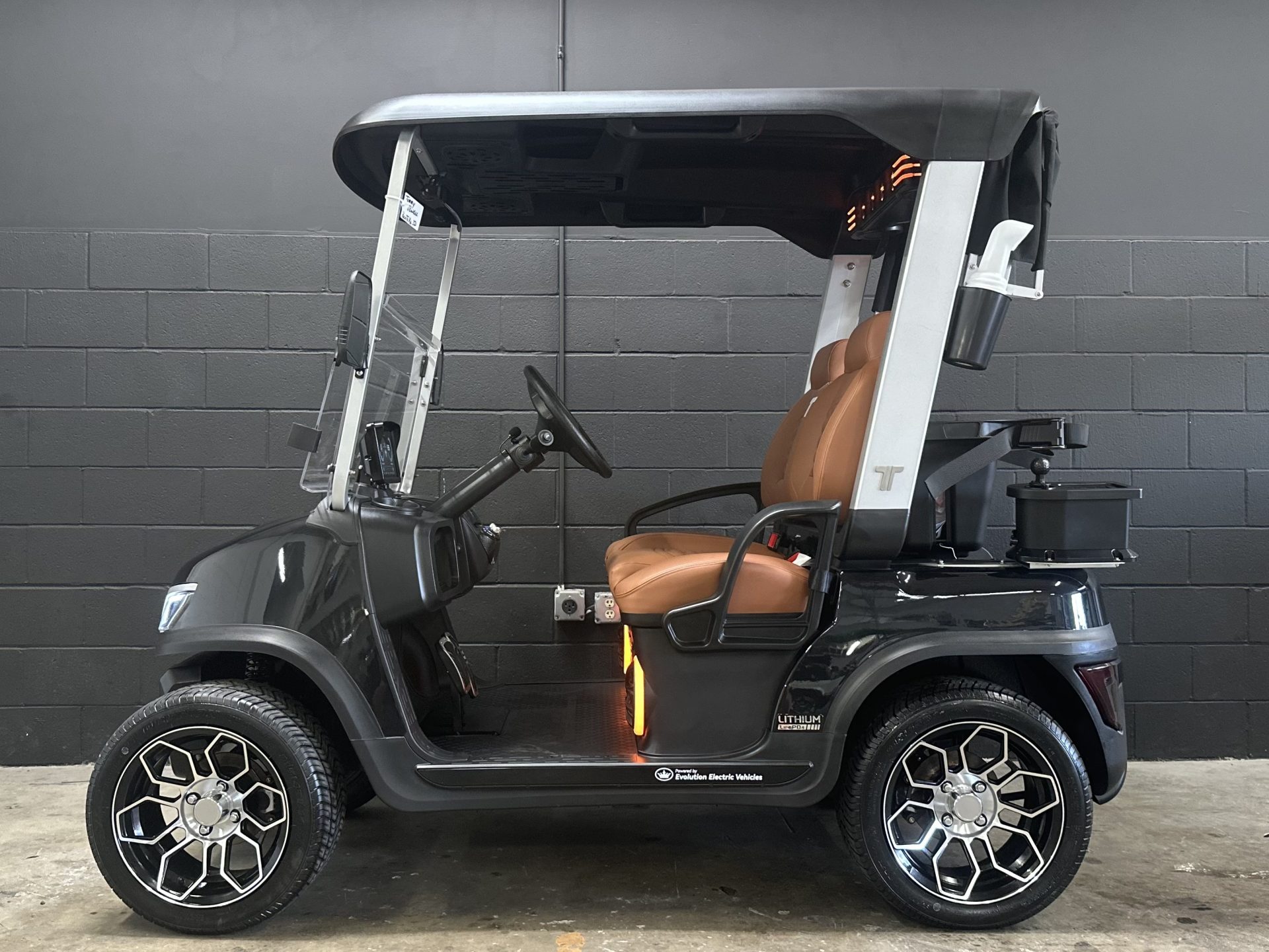 2025 Tara Roadster 2 Lithium For Sale - Image 5